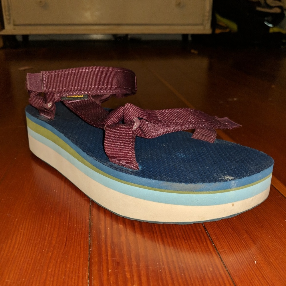 Teva platform sandal